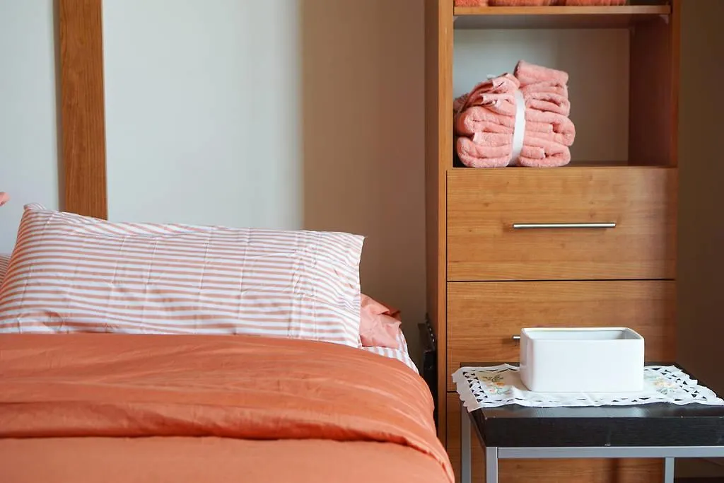 Yorkville Penthouse Studio تورونتو 0*,  كندا