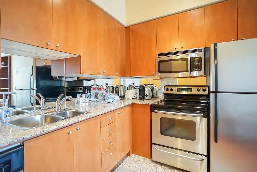 شقة Yorkville Penthouse Studio تورونتو كندا